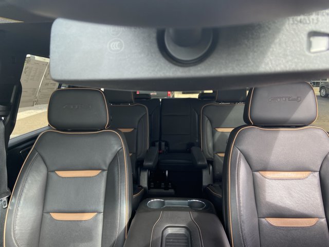 Used 2023 GMC Yukon AT4 AWD/4WD image 14