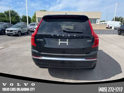 Used 2024 Volvo XC90 B5 Plus w/ Protection Package Premier AWD/4WD image 6