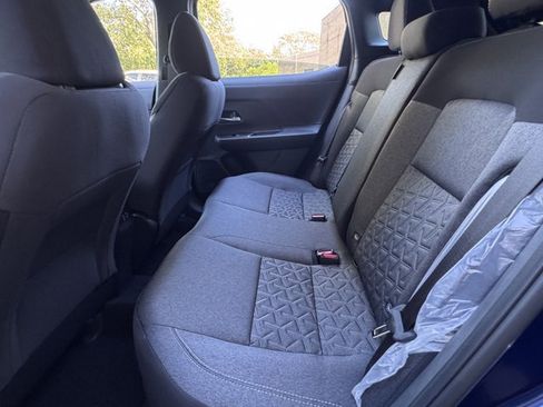 New 2025 Nissan Kicks SV w/ Charging Package image 19