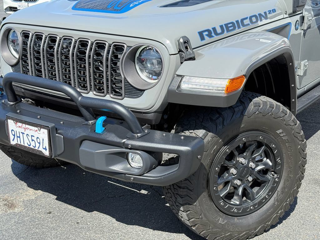 Used 2023 Jeep Wrangler Unlimited Rubicon 4xe AWD/4WD image 3