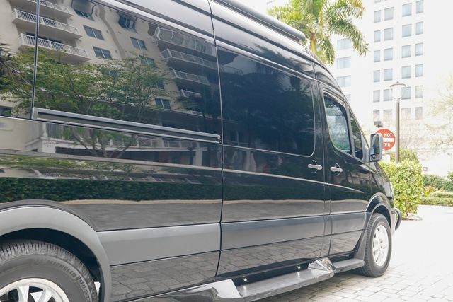 Used 2018 Mercedes-Benz Sprinter 3500 image 24