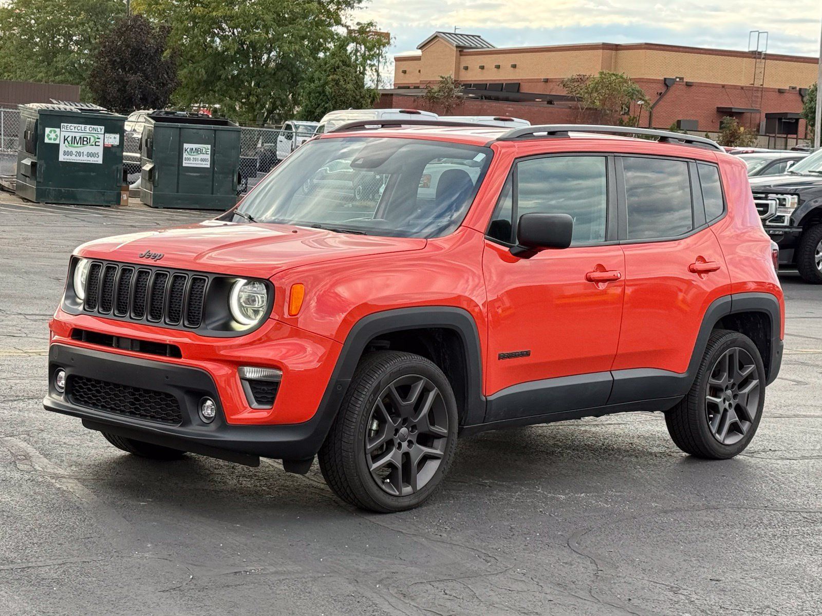 Used 2021 Jeep Renegade Latitude w/ Luxury Group II AWD/4WD image 8