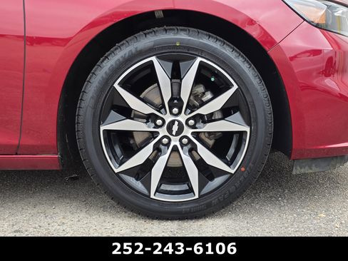 Used 2018 Chevrolet Malibu LT w/ Leather Package image 40