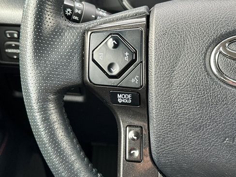 Used 2023 Toyota 4Runner TRD Off-Road Premium image 28