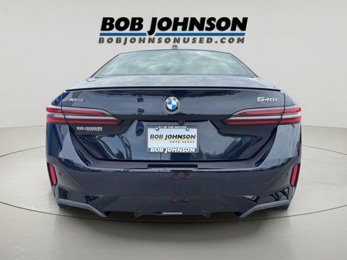 Used 2026 BMW 540i xDrive w/ M Sport Package AWD/4WD image 3