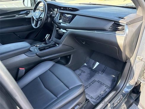 Used 2021 Cadillac XT5 Premium Luxury w/ LPO, Floor Liner Package image 14