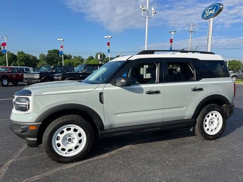 Certified 2024 Ford Bronco Sport Heritage w/ Heritage Convenience Package AWD/4WD image 3