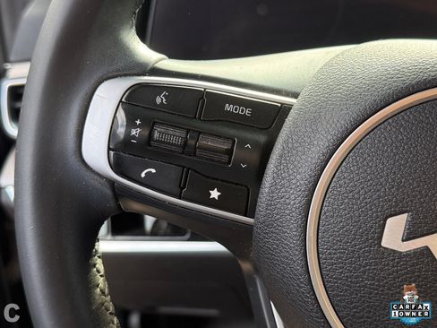Used 2023 Kia Sportage SX FWD image 19