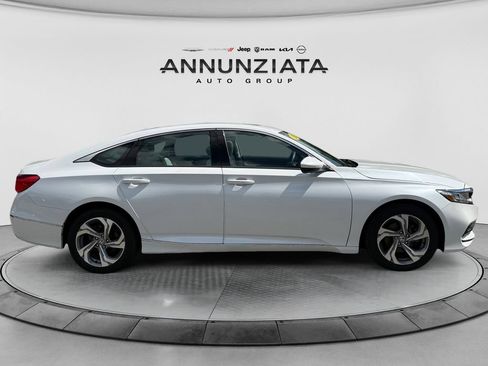Used 2018 Honda Accord EX image 6