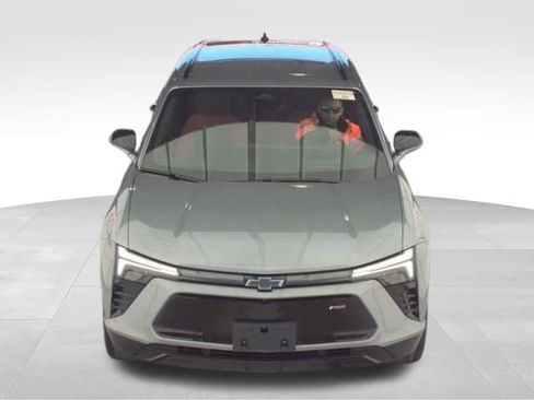 Used 2024 Chevrolet Blazer EV RS AWD/4WD image 2