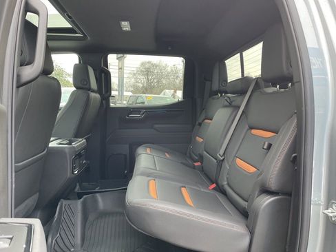 Used 2025 GMC Sierra 1500 AT4 w/ AT4 Premium Package image 42
