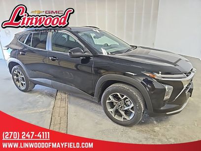 Used 2025 Chevrolet Trax LT