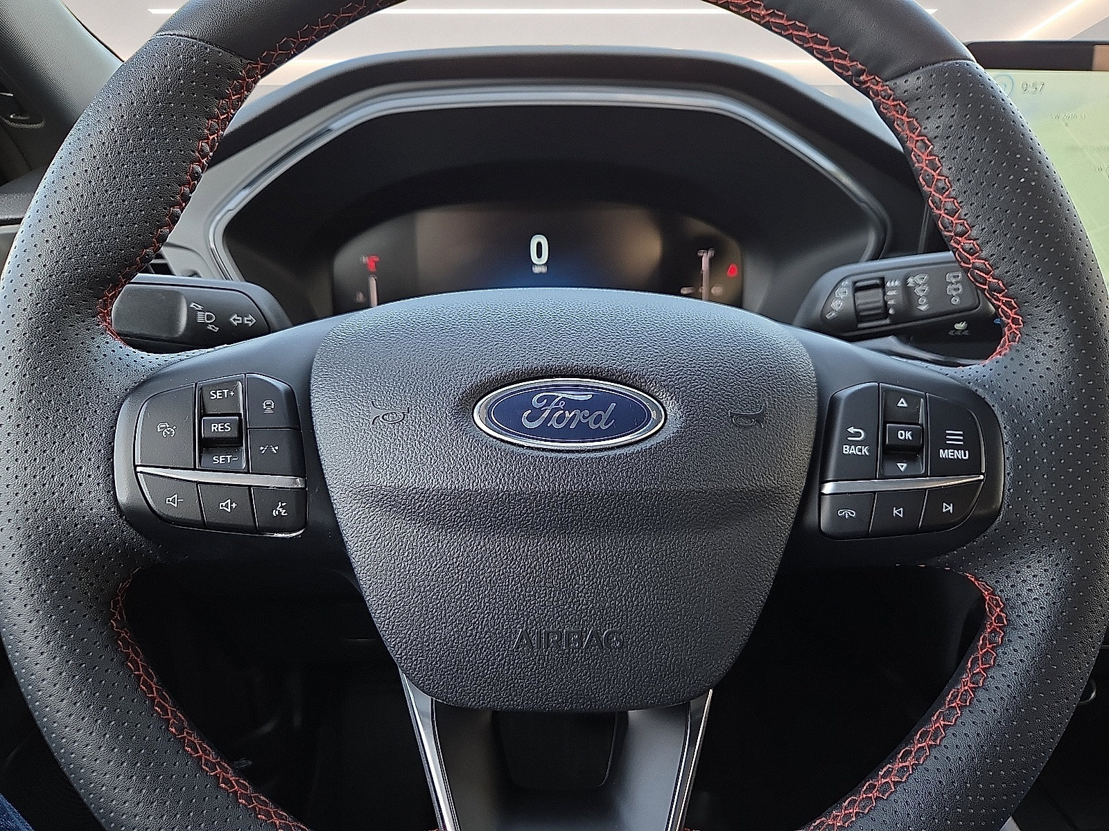 Certified 2025 Ford Escape ST-Line w/ Tech Pack #1 AWD/4WD image 24