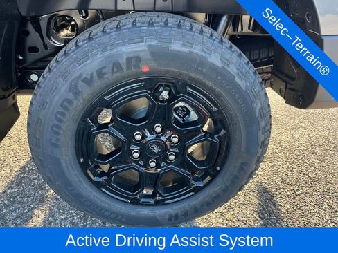 New 2025 Ford Ranger Lariat w/ FX4 Off-Road Package image 24