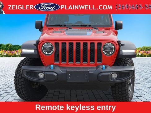 Used 2022 Jeep Wrangler Unlimited Rubicon 4xe w/ Cold Weather Group AWD/4WD image 8