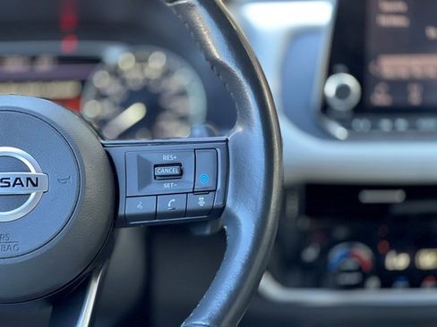 Used 2021 Nissan Rogue SL image 35