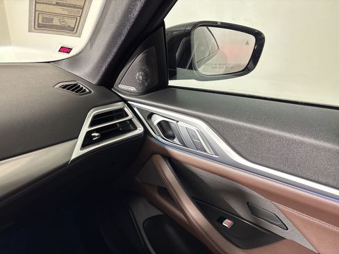 Used 2026 BMW i4 eDrive40 w/ M Sport Package RWD image 28