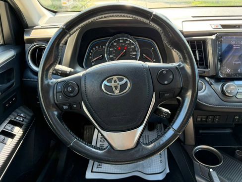 Used 2013 Toyota RAV4 Limited AWD/4WD image 29