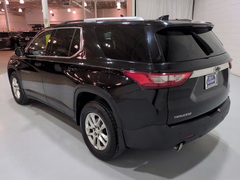 Used 2018 Chevrolet Traverse LT FWD image 5