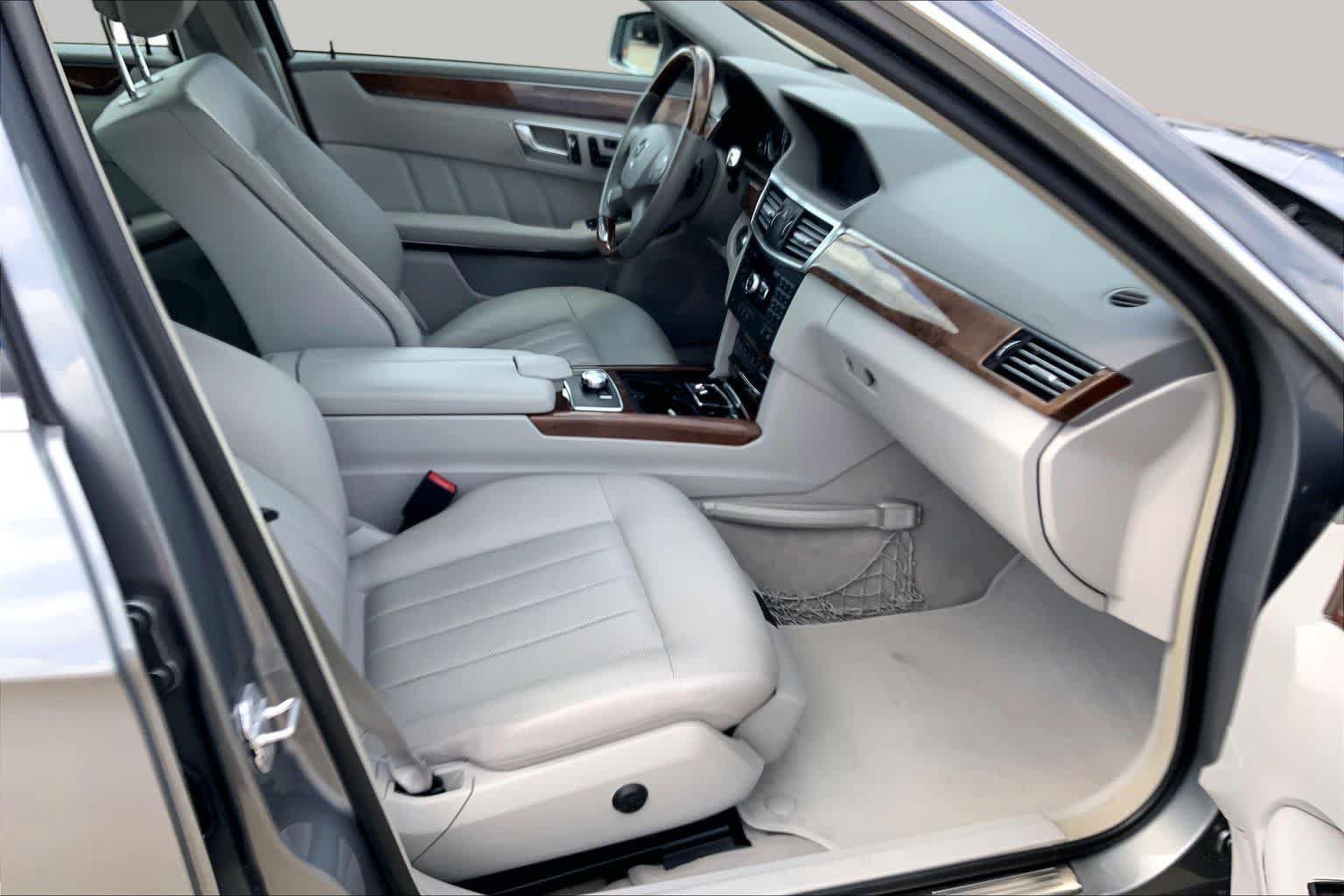Used 2013 Mercedes-Benz E 350 Sedan image 9
