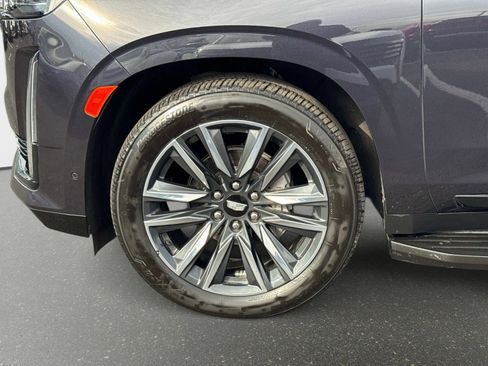 Used 2024 Cadillac Escalade ESV Sport Platinum image 30