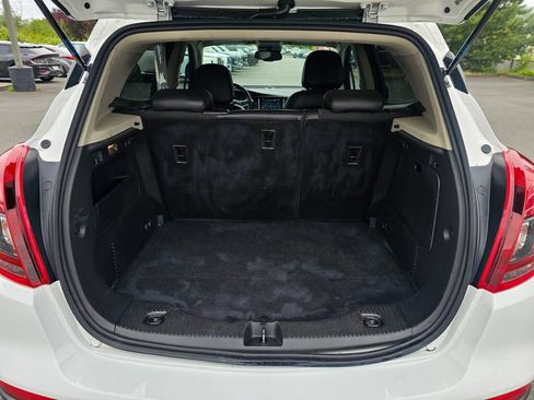 Used 2019 Buick Encore Preferred AWD/4WD image 18