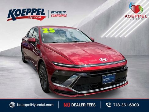 Certified 2025 Hyundai Sonata SEL FWD image 1