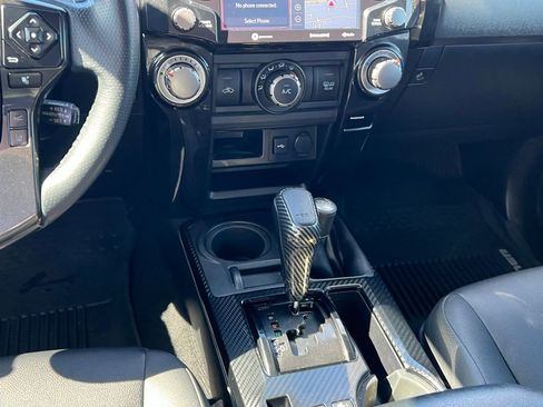 Used 2020 Toyota 4Runner TRD Off-Road Premium w/ Moonroof Package image 18