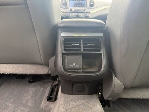 Used 2016 Chevrolet Impala LT w/ Leather Package FWD image 38