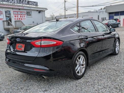 Used 2016 Ford Fusion SE image 8