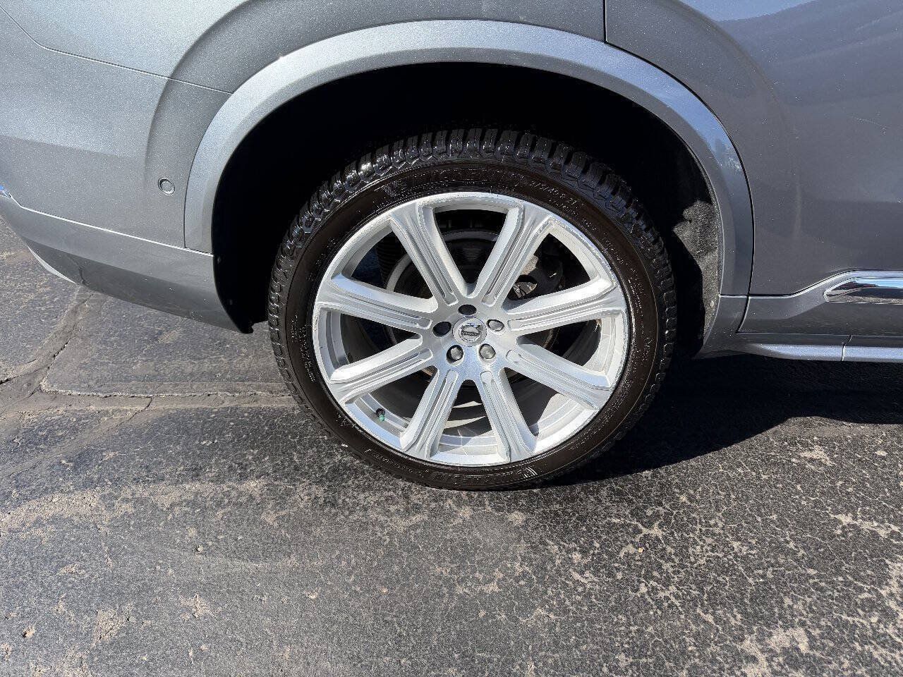 Used 2016 Volvo XC90 T6 Inscription AWD/4WD image 9