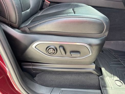 Used 2022 Jeep Wagoneer Series II AWD/4WD image 57