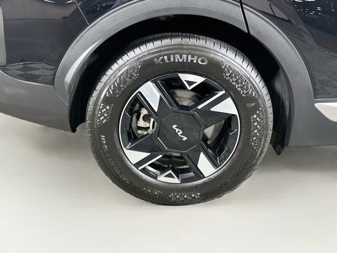Used 2026 Kia Sportage LX FWD image 11
