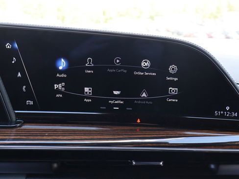 Used 2023 Cadillac Escalade Premium Luxury AWD/4WD image 12