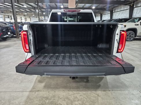 Used 2025 GMC Sierra 1500 Denali AWD/4WD image 28