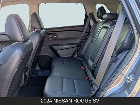 Certified 2024 Nissan Rogue SV w/ Premium Package w/ SV Premium Package FWD image 17