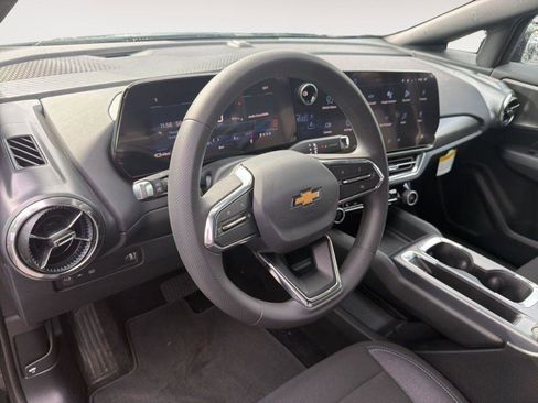 New 2026 Chevrolet Equinox EV LT image 5