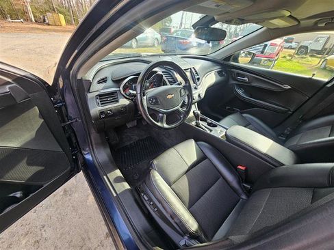 Used 2016 Chevrolet Impala LT image 11