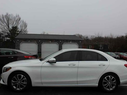 Used 2017 Mercedes-Benz C 300 Sedan image 9