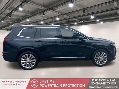 Used 2022 Cadillac XT6 Premium Luxury w/ Platinum Package image 17