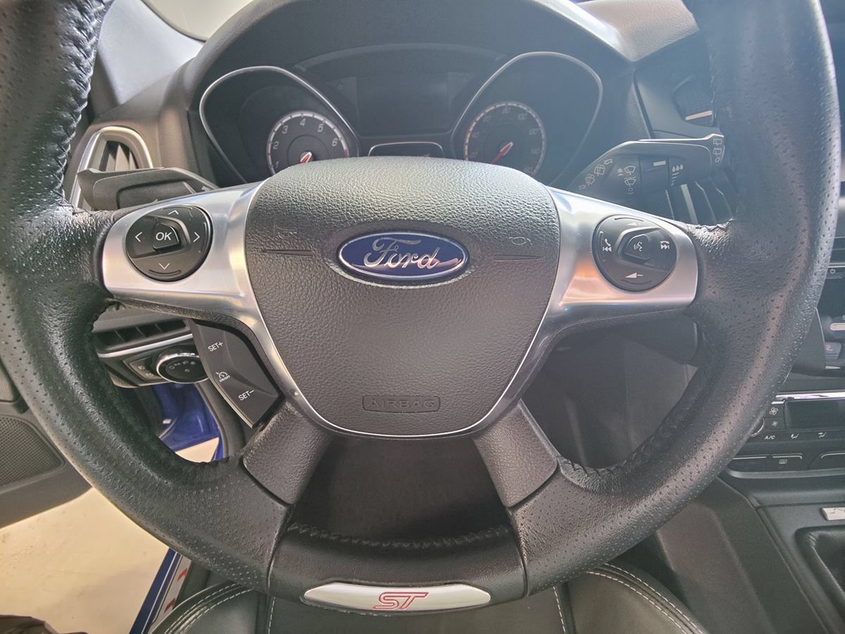 Used 2014 Ford Focus ST w/ Equipment Group 202A FWD image 26
