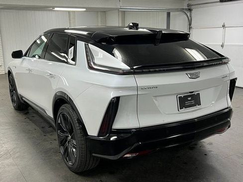 New 2025 Cadillac Lyriq Sport w/ Nappa Leather Package image 6