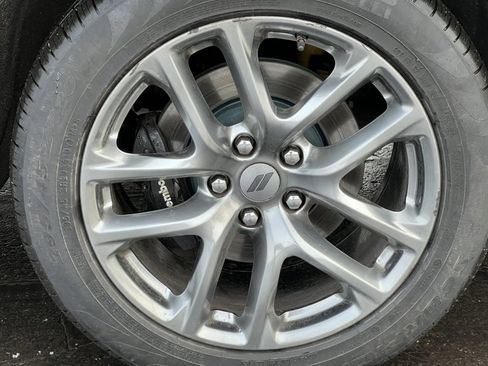 Used 2022 Dodge Durango R/T w/ Tow 'N Go Package image 11