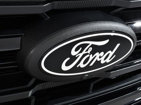 New 2025 Ford F150 XLT w/ Equipment Group 302A MID image 20