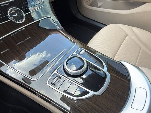 Used 2019 Mercedes-Benz C 300 Sedan image 30