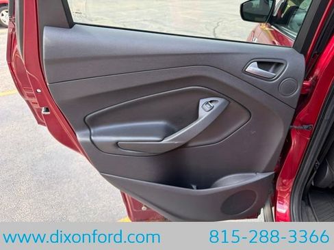 Used 2014 Ford Escape Titanium w/ Equipment Group 401A AWD/4WD image 28