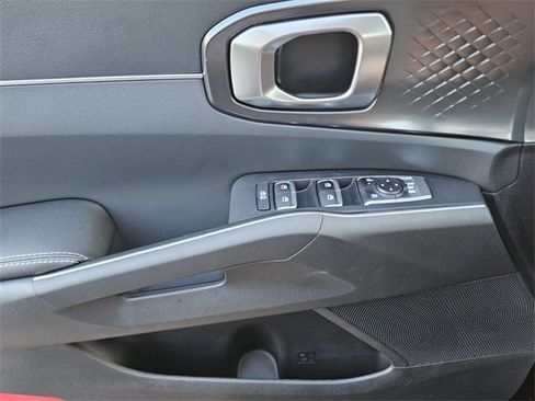 New 2025 Kia Sorento S w/ Panoramic Sunroof Package image 22