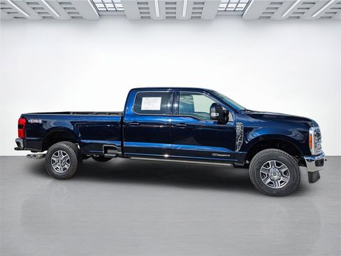 Used 2023 Ford F250 Lariat w/ Lariat Ultimate Package image 4