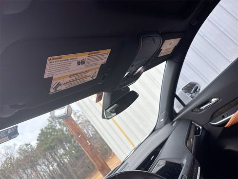 Used 2020 Cadillac XT4 Premium Luxury image 19