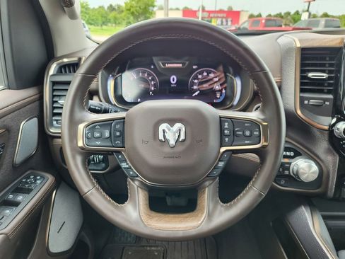Used 2025 RAM 1500 Limited w/ Trailer Tow Group AWD/4WD image 20